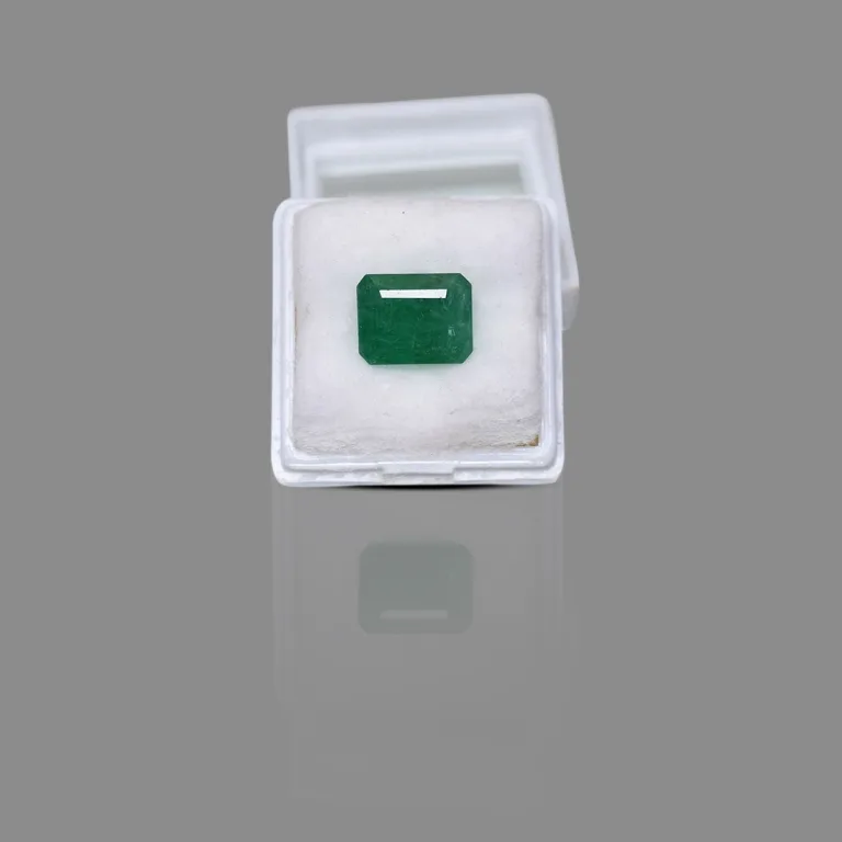 5.87 Carats Emerald ( 6.45 Ratti Panna ) - Image 6
