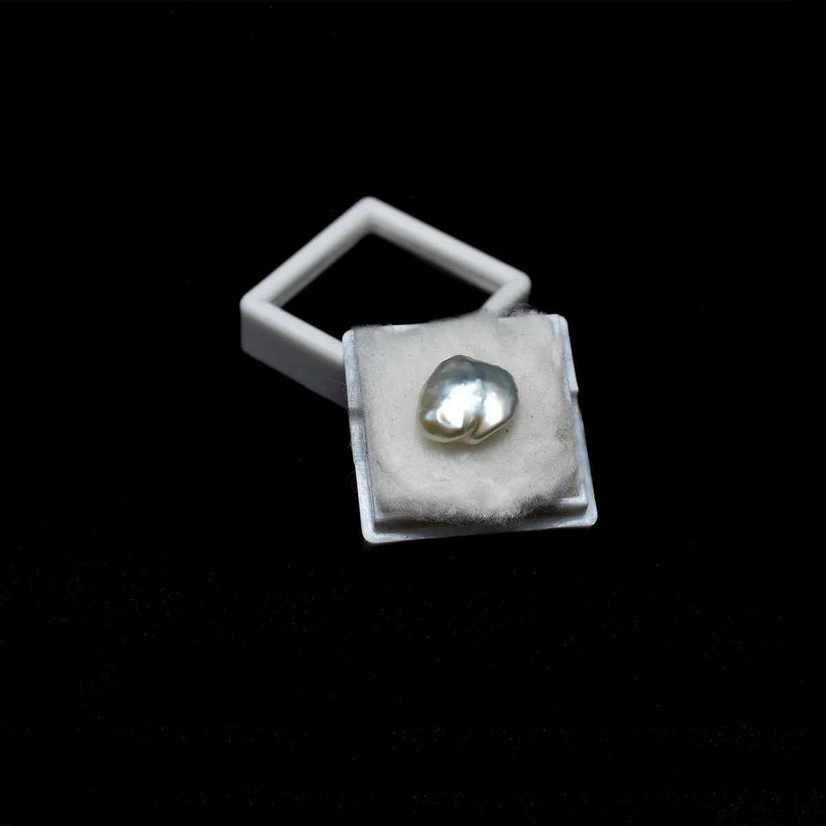 3.36 Carats Keshi Pearl ( 3.73 Ratti Moti ) - Image 6