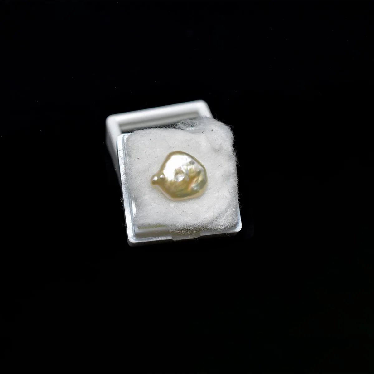 6.39 Carats Keshi Pearl ( 7.1 Ratti Moti ) - Image 6