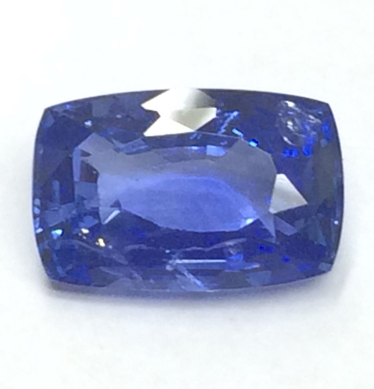 4.9 Carats Blue Sapphire ( 5.44 Ratti Neelam ) - Image 1