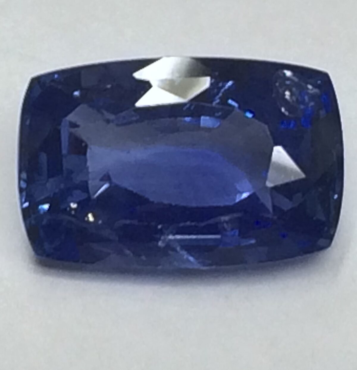 4.9 Carats Blue Sapphire ( 5.44 Ratti Neelam ) - Image 2