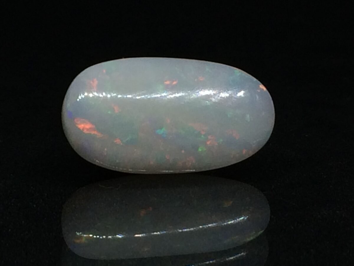 5.06 Carats Opal ( 5.62 Ratti Dudhiya Patthar ) 2