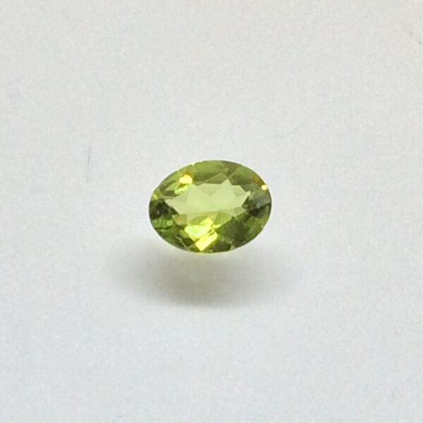 2.17 Carats Peridot ( 2.41 Ratti Peridot )