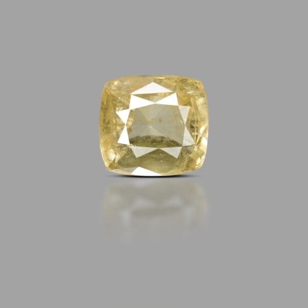 5.82 Carats Yellow Sapphire ( 6.47 Ratti Pukhraj )