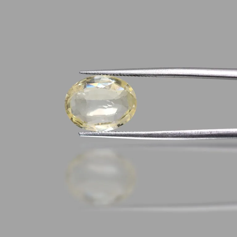 5.81 Carats Yellow Sapphire ( 6.46 Ratti Pukhraj ) 1