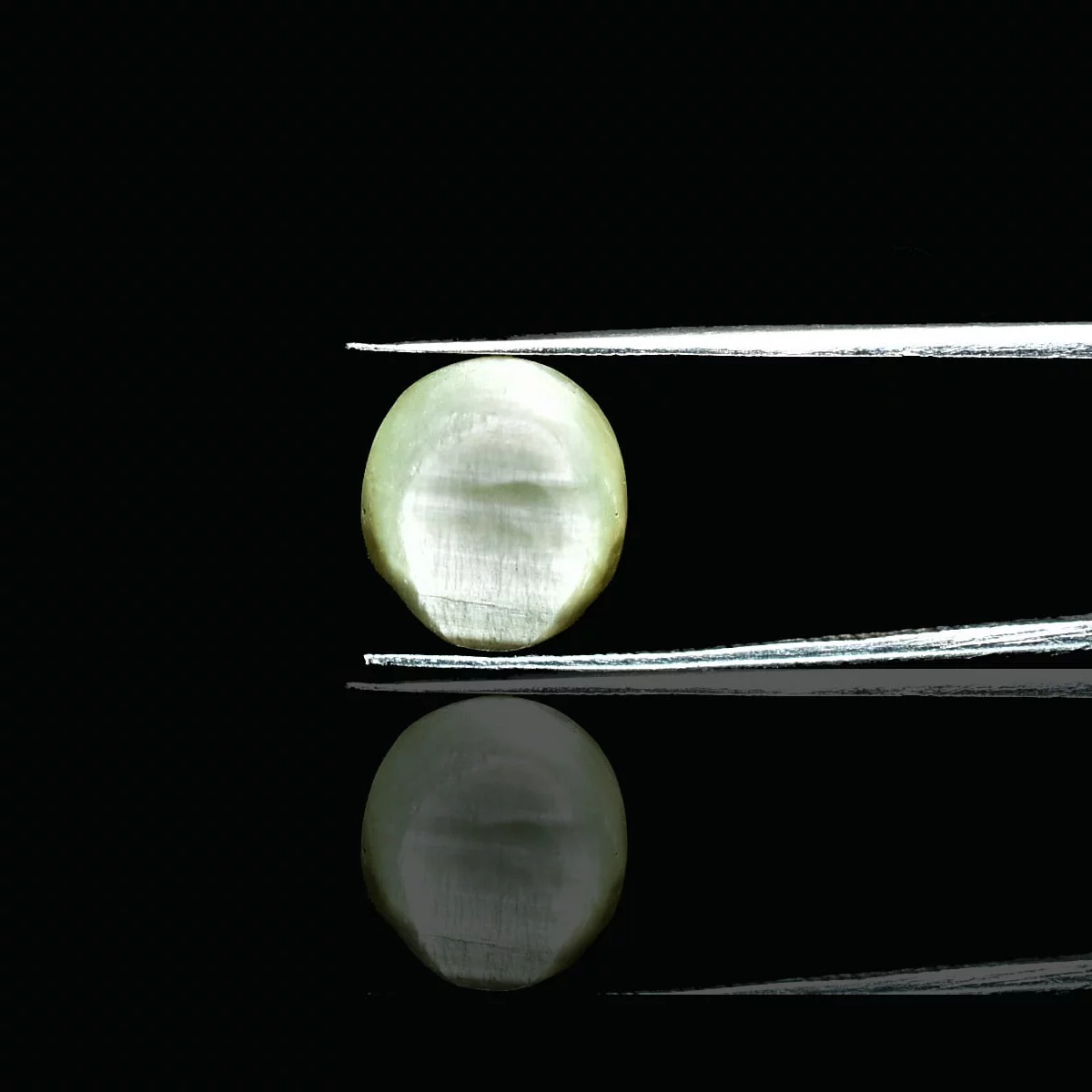 8.79 Carats Prehnite Cat's Eye ( 9.77 Ratti Lehsunia ) - Image 3