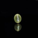 7.4 Carats Prehnite Cat's Eye ( 8.22 Ratti Lehsunia )