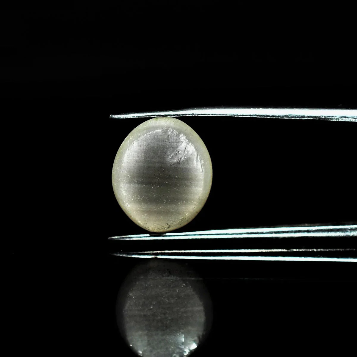 5.81 Carats Quartz Cats Eye ( 6.45 Ratti Lehsunia ) - Image 3