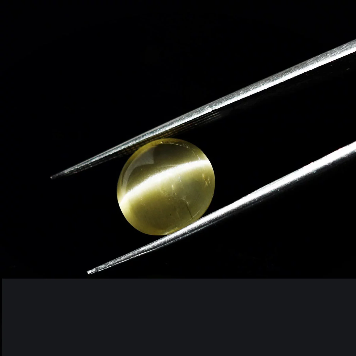 7.84 Carats Sillimanite Cat's Eye ( 8.71 Ratti Lehsunia ) - Image 4
