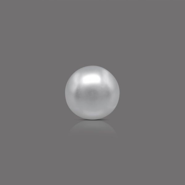 5.74 carats South Sea Pearl ( 6.38 ratti Moti )