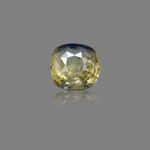 4.99 carats Bi-color Sapphire ( 5.54 ratti Pitambari )