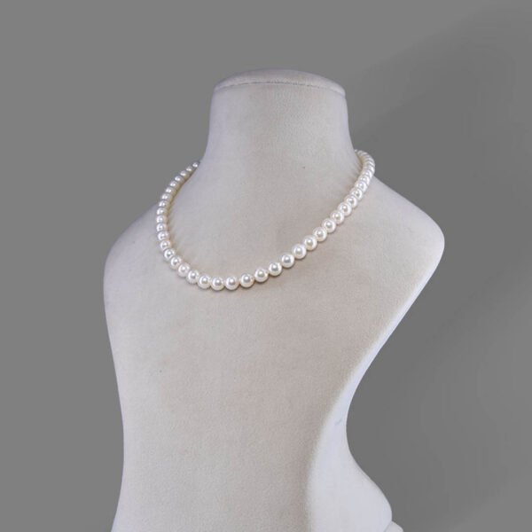 Japanese Akoya Pearl (Moti) Necklace