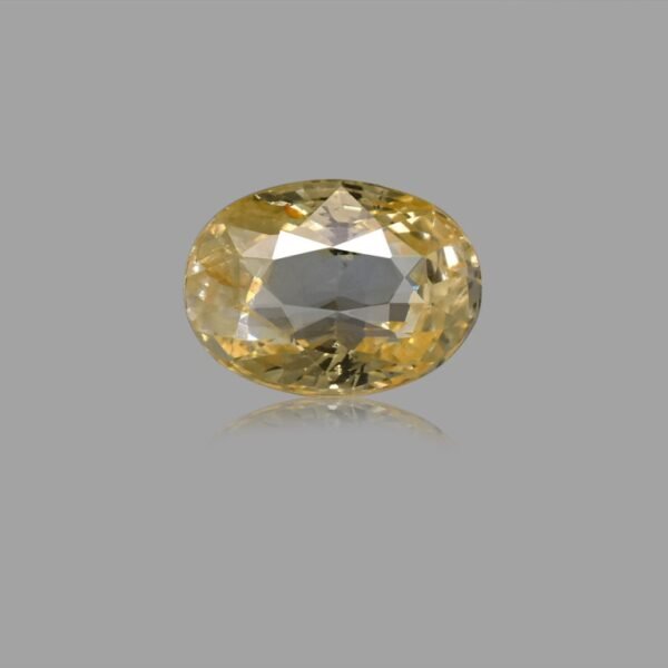 5.03 Carats Yellow Sapphire ( 5.59 Ratti Pukhraj )