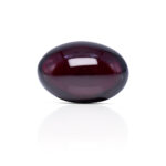 15.13 carats Red Garnet ( 16.81 ratti Tamda )