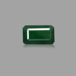 8.44 Carats Emerald ( 9.38 Ratti Panna )
