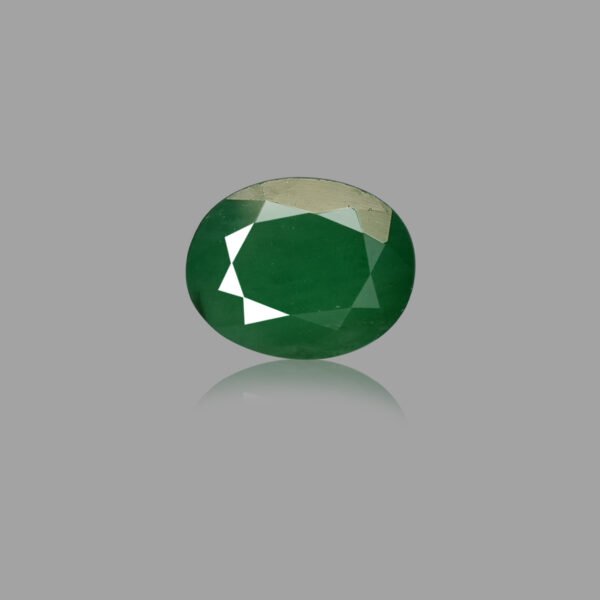 5.68 Carats Emerald ( 6.24 Ratti Panna )