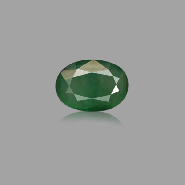 4.71 Carats Emerald ( 5.23 Ratti Panna )