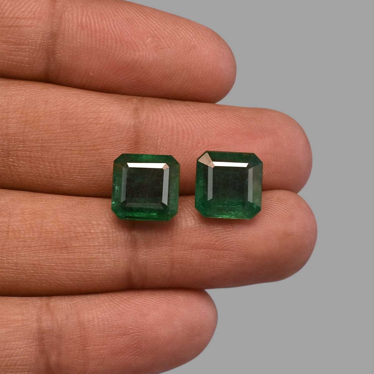 d0825-rg-em-306-5 14.37 Carats Emerald ( 15.97 Ratti Panna ) - Image 5