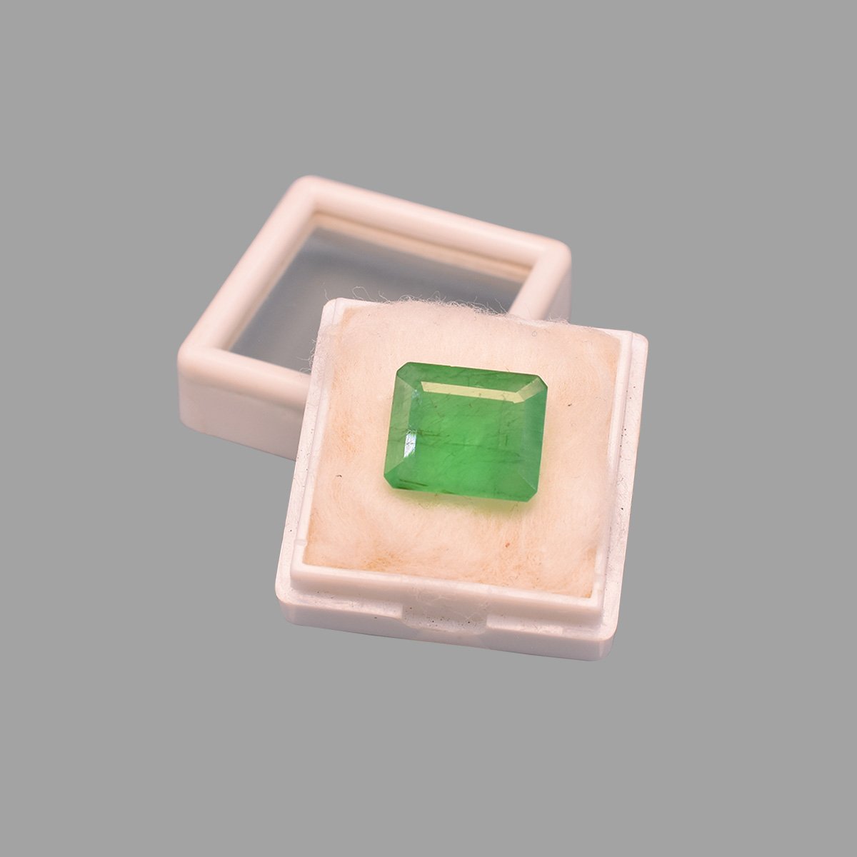 d0825-rg-em-342-6 7.2 Carats Emerald ( 8 Ratti Panna ) - Image 6