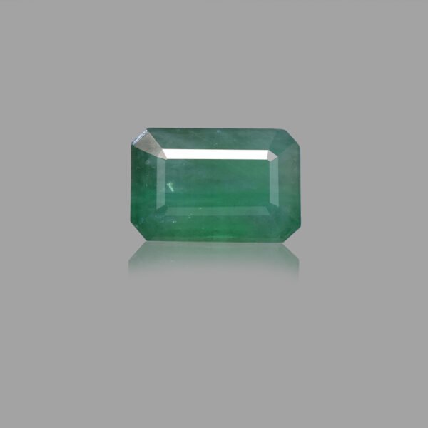 5.8 Carats Emerald ( 6.44 Ratti Panna )