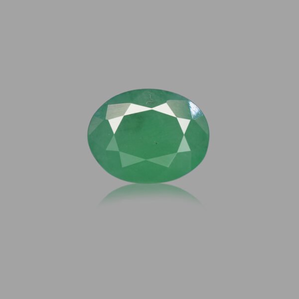 4.8 Carats Emerald ( 5.33 Ratti Panna )