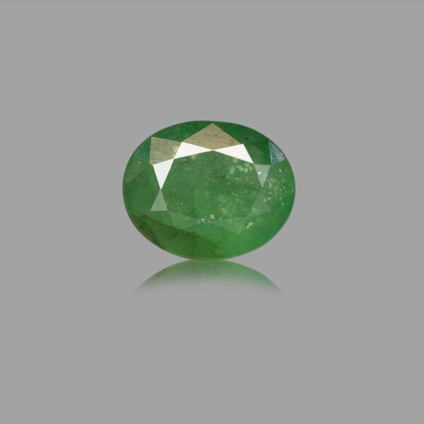 4.12 Carats Emerald ( 4.58 Ratti Panna )