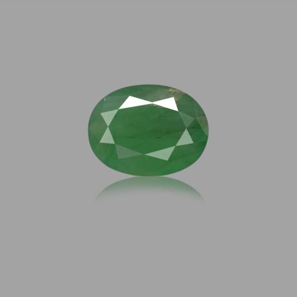 7.55 Carats Emerald ( 8.39 Ratti Panna )