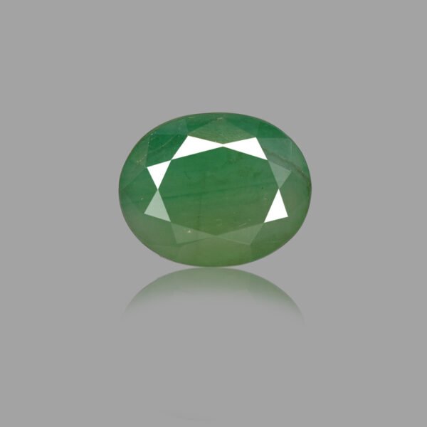 9.23 Carats Emerald ( 10.26 Ratti Panna )