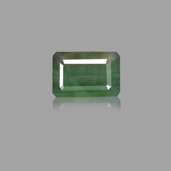 7.68 Carats Emerald ( 8.53 Ratti Panna )