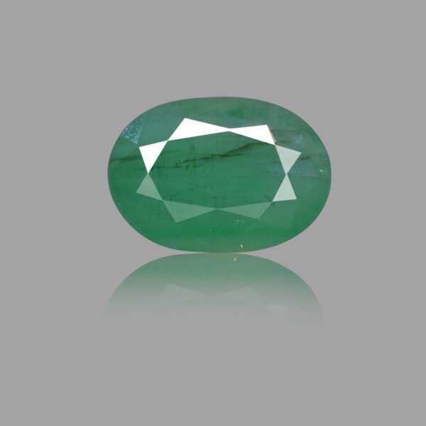 4.5 Carats Emerald ( 5 Ratti Panna )