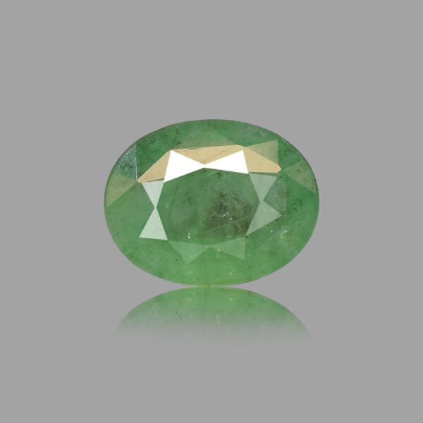 7.46 Carats Emerald ( 8.29 Ratti Panna )