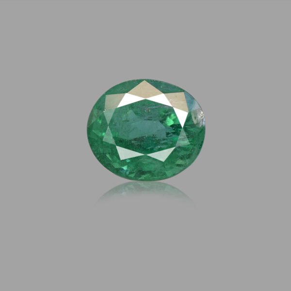 5.1 Carats Emerald ( 5.67 Ratti Panna )