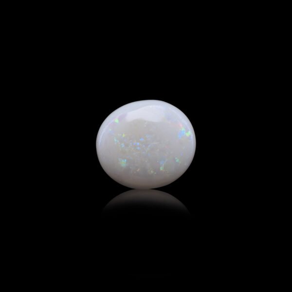 10.07 carats Opal ( 11.19 ratti Dudhiya Patthar )