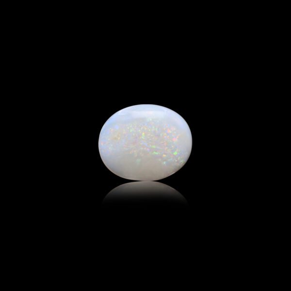 7.28 carats Opal ( 8.09 ratti Dudhiya Patthar )