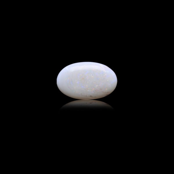 7.59 carats Opal ( 8.43 ratti Dudhiya Patthar )