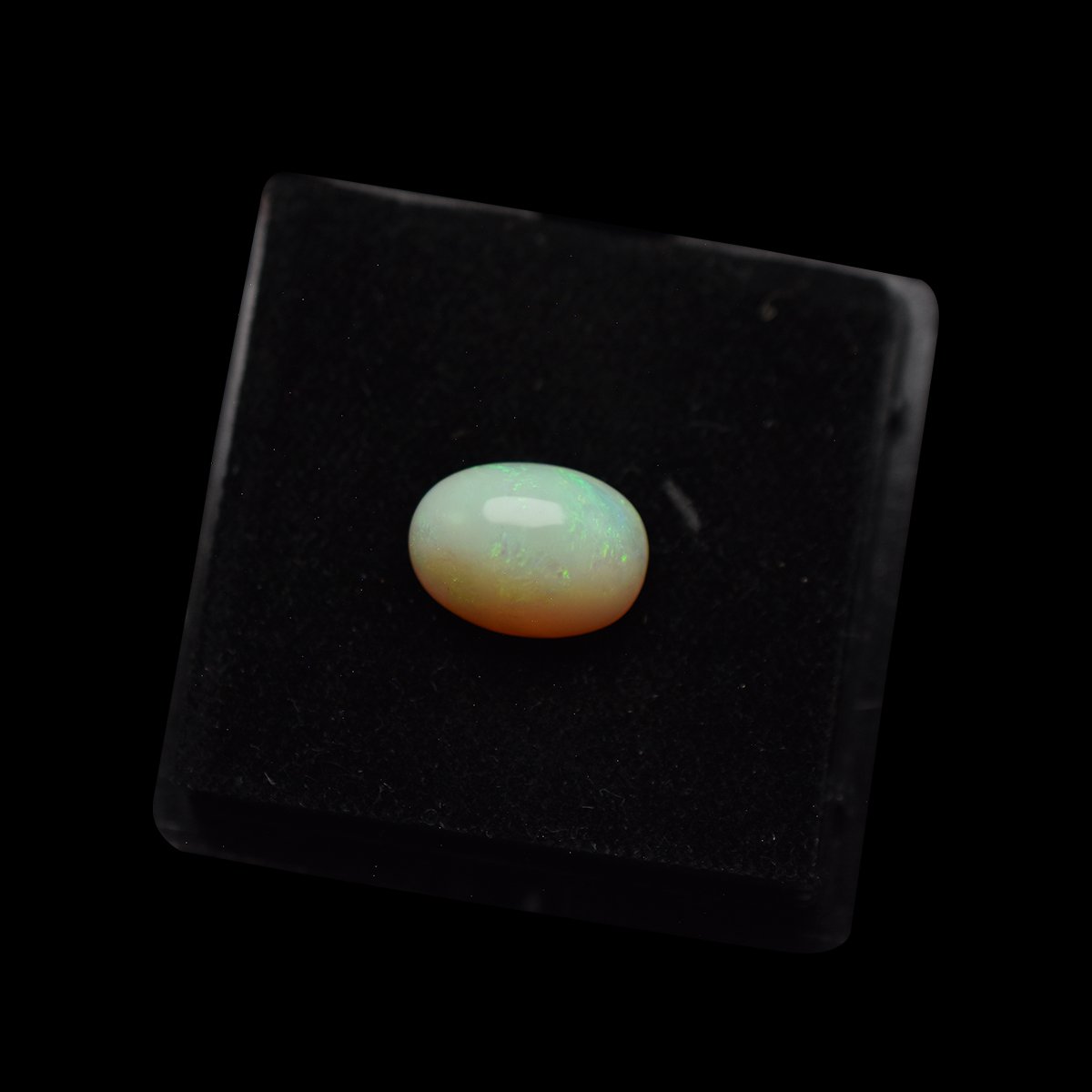 d0825-rg-opl-900-5 4.64 carats Opal ( 5.16 ratti Dudhiya Patthar ) - Image 5