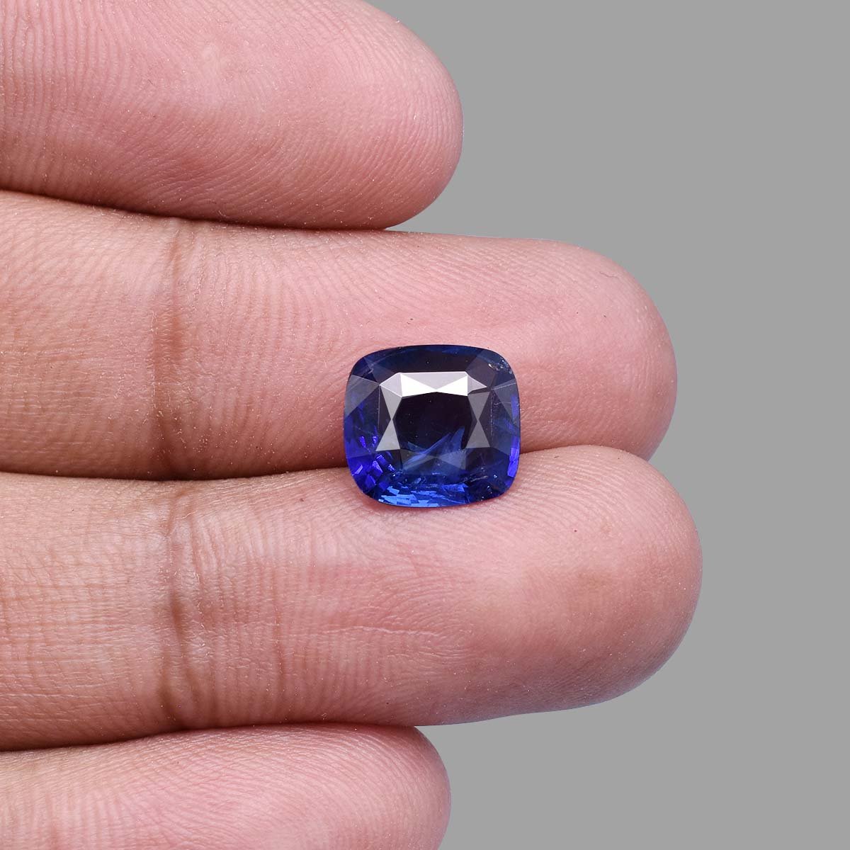 d0825-rgw-h-n-3004-5 4.9 carats Blue Sapphire ( 5.44 ratti Neelam ) - Image 5