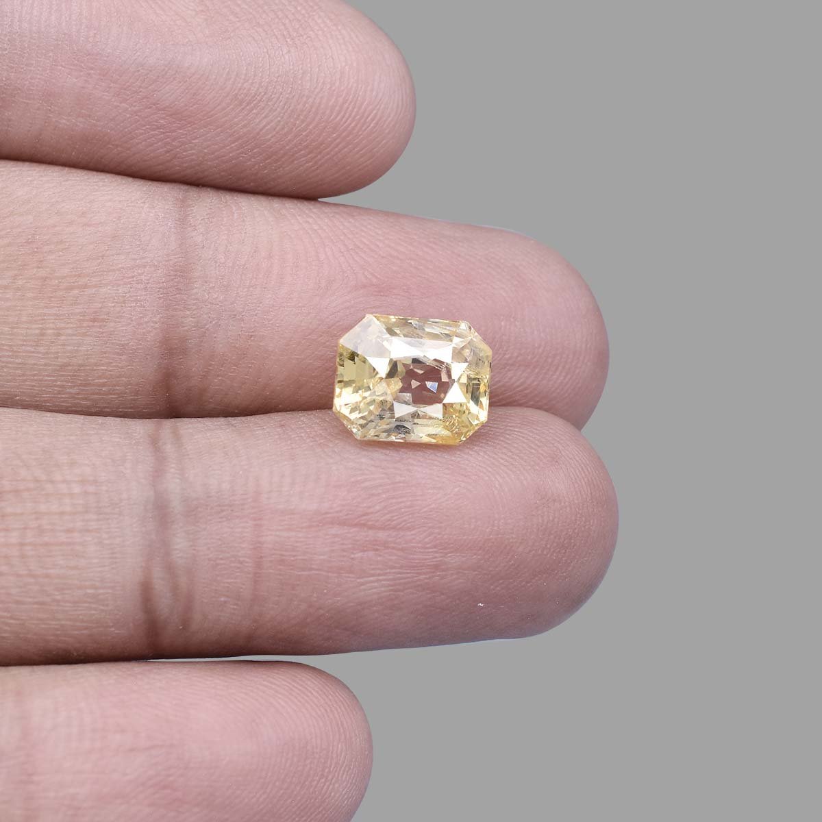 d0825-rgw-h-puk-3017-5 6.64 carats Yellow Sapphire  ( 7.38 Ratti Pukhraj ) - Image 5