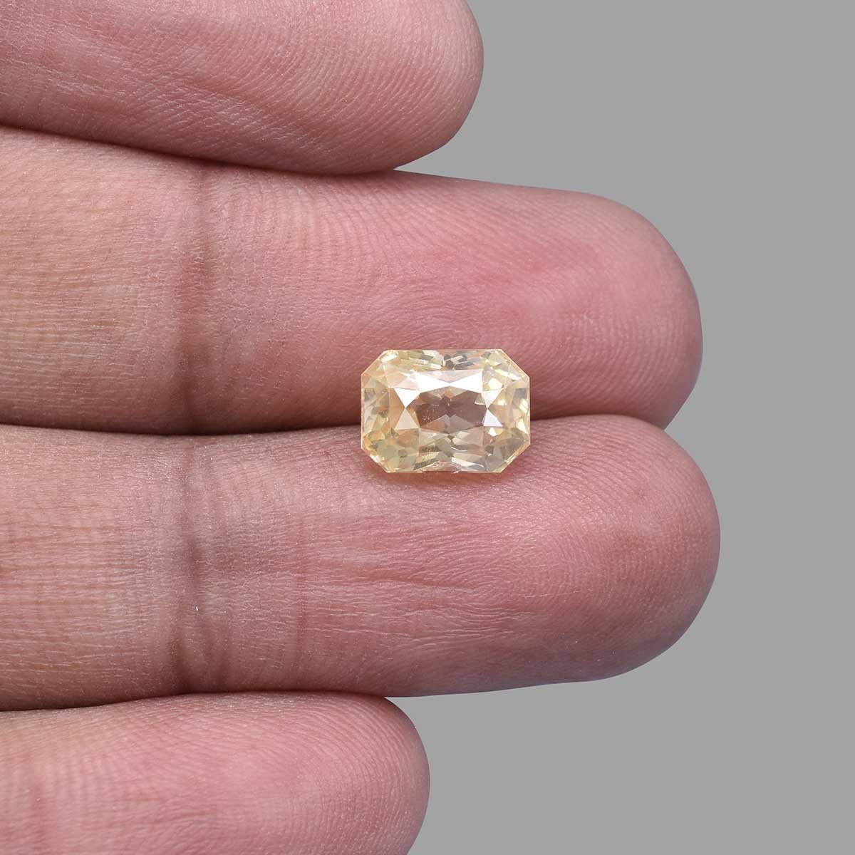 d0825-rgw-h-puk--3049-5 4.91 carats Yellow Sapphire  ( 5.46 Ratti Pukhraj ) - Image 5