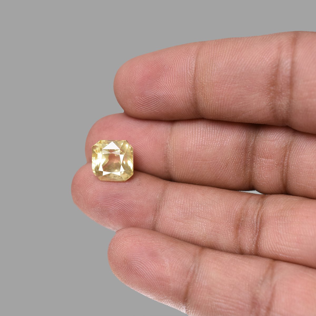 d0825-rgw-puk-341-5 9.14 carats Yellow Sapphire  ( 10.16 Ratti Pukhraj ) - Image 5