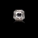 7.61 carats White Sapphire ( 8.46 ratti Safed Pukhraj )