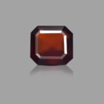 10.25 carats Hessonite ( 11.39 ratti Gomed )