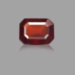 8.63 carats Hessonite ( 9.59 ratti Gomed )