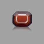 9.83 carats Hessonite ( 10.92 ratti Gomed )