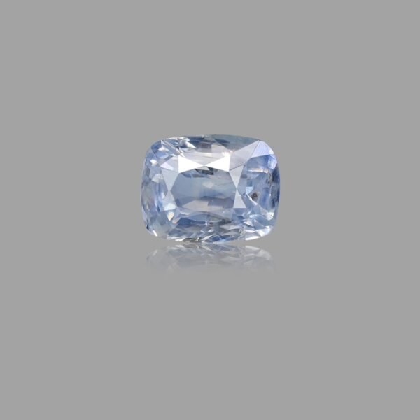 5.51 carats Bi-color Sapphire ( 6.12 ratti Pitambari Neelam )