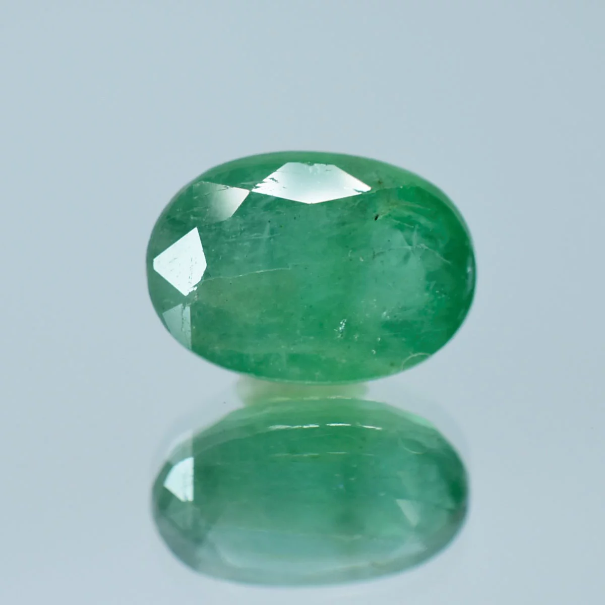 5.78 Carats Emerald ( 6.42 Ratti Panna ) - Image 1