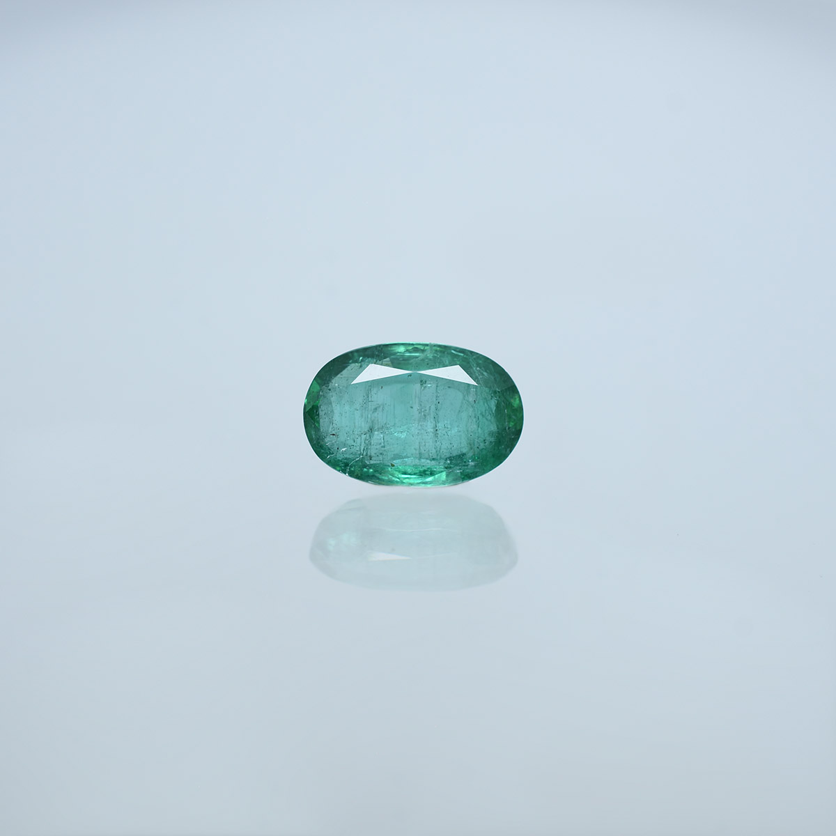 8.91 Carats Emerald ( 9.5 Ratti Panna )