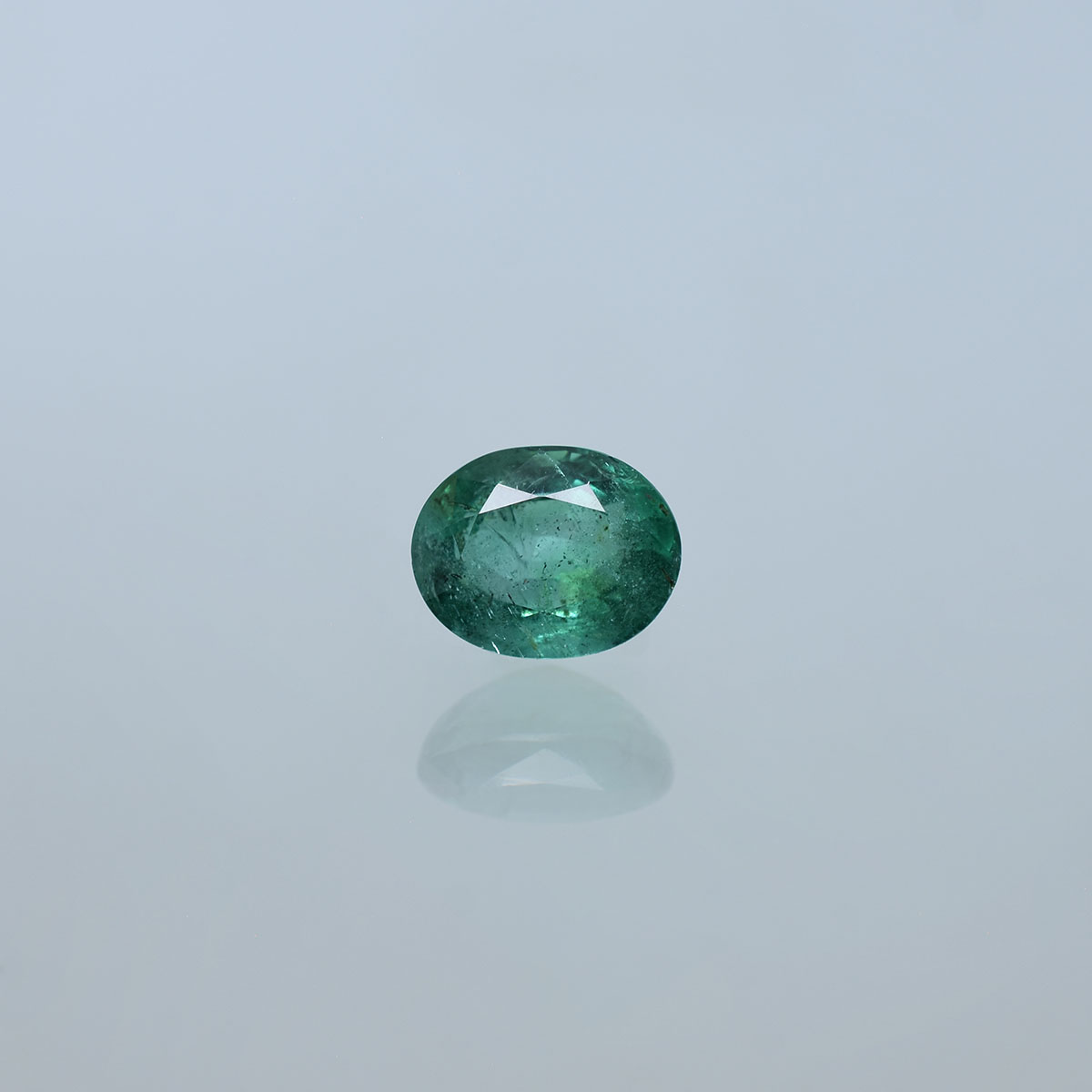 4.28 Carats Emerald ( 4.5 Ratti Panna )