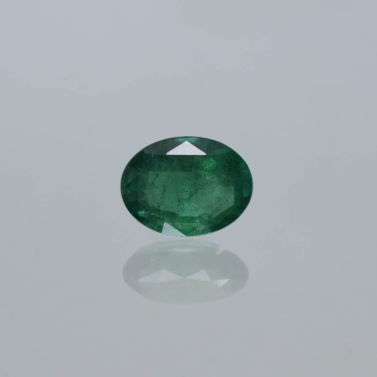 4.94 Carats Emerald ( 5.49 Ratti Panna )