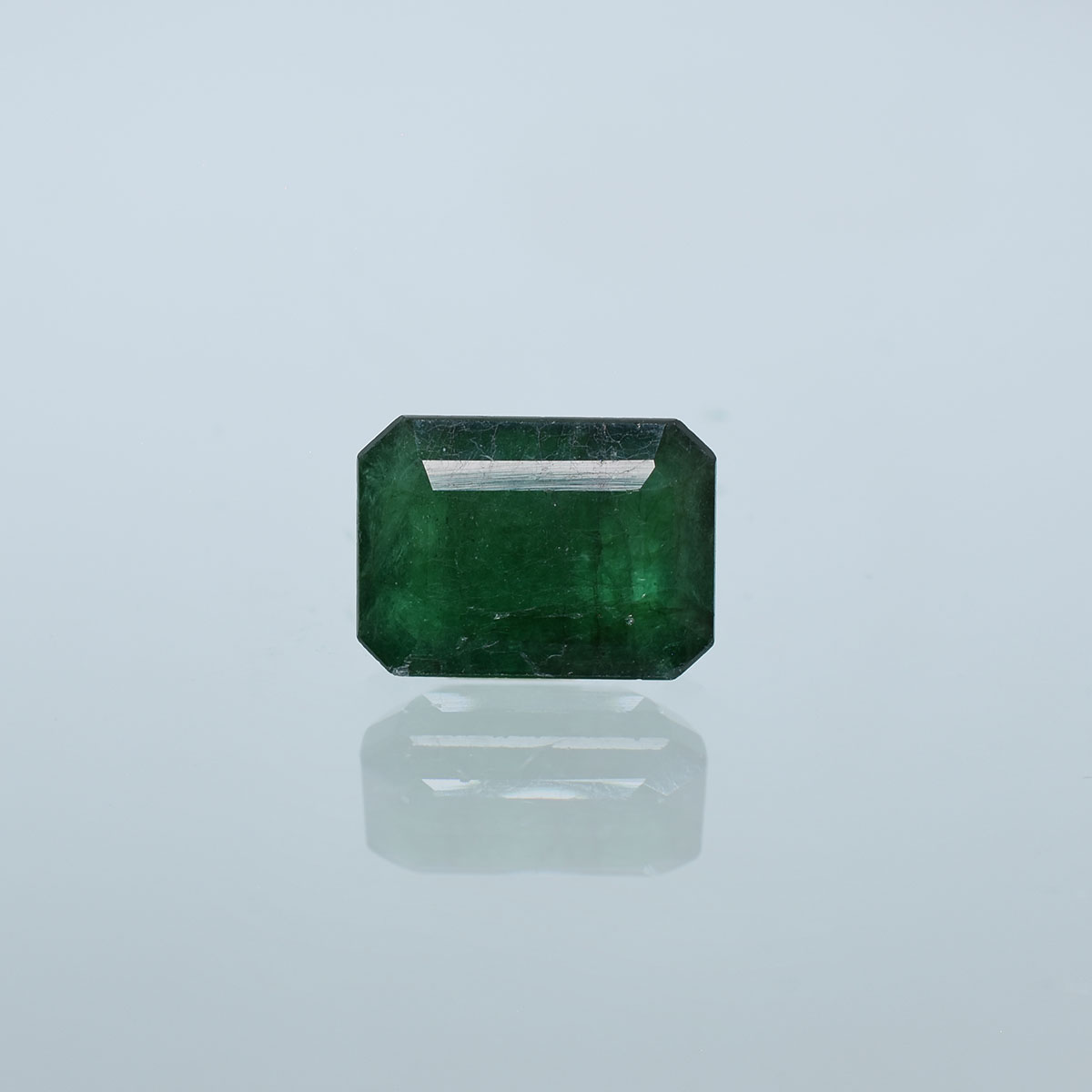 7.46 Carats Emerald ( 8.2 Ratti Panna )